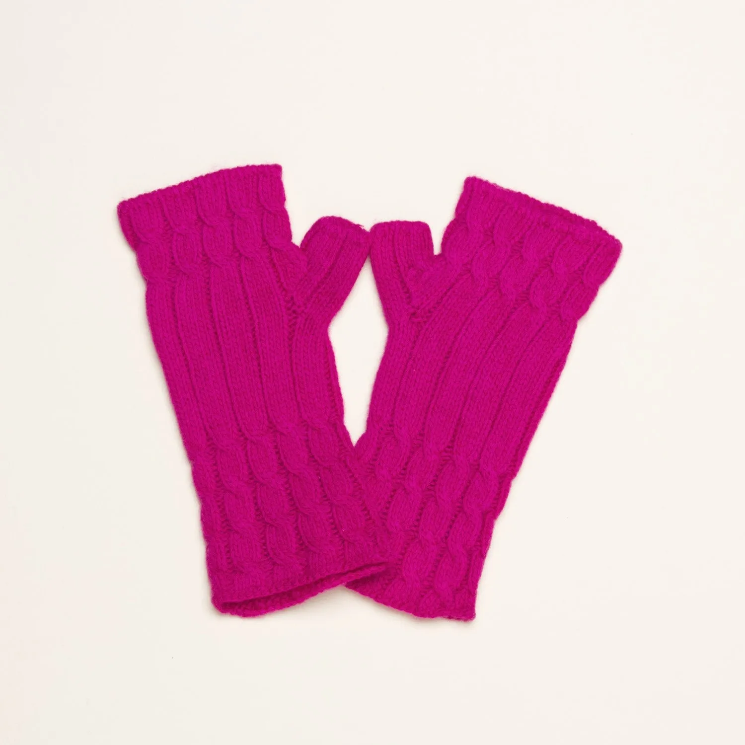 Cabled Hand Warmers