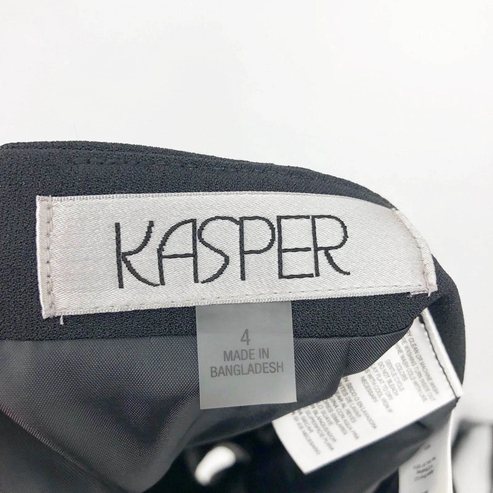 KASPER Women's Classic Pencil Skirt Size 4 Black Crepe Stretch Lined NWT