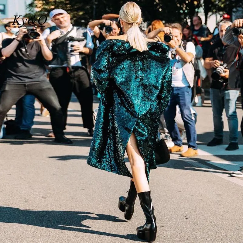 New Design Sequin Loose Straight Coat Autumn Winter Rear Slit Windbreaker Coat Women Fashion Week Overcoat