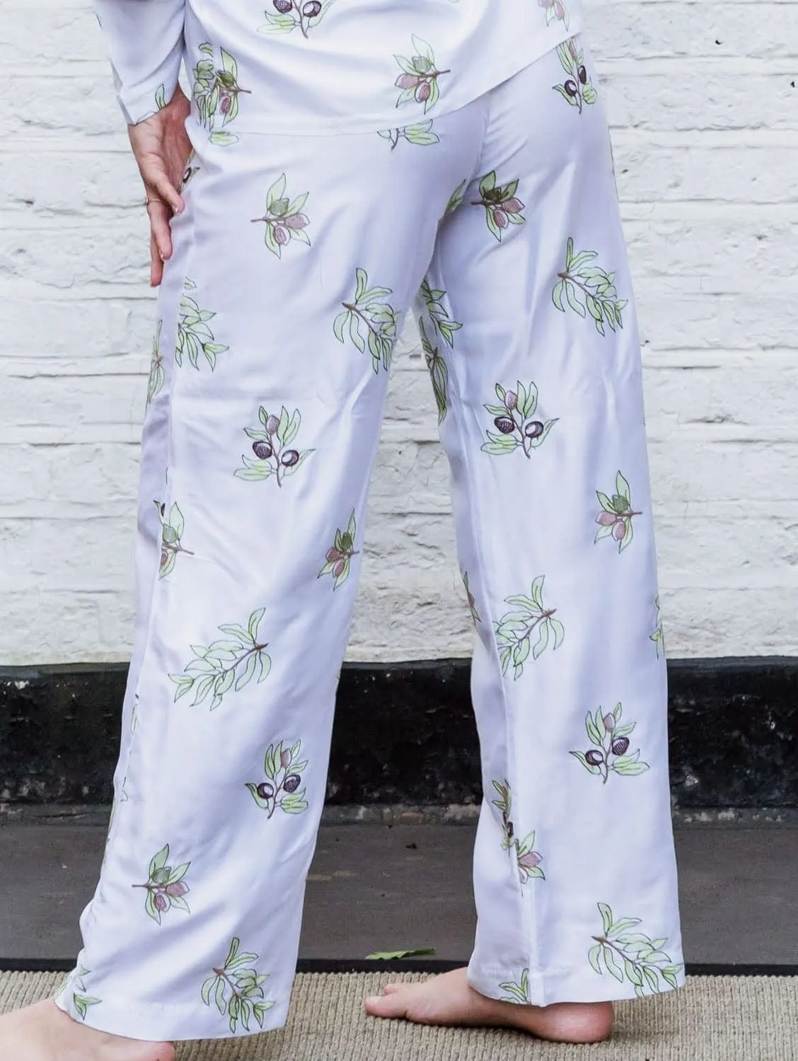 Olive Grove Edition Bamboo Vegan Silk Pyjama Camisole Set | Long