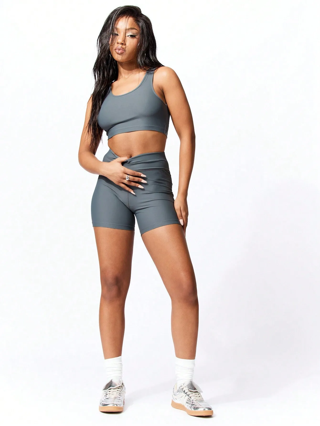 SUMWON WOMEN Fitted Graphic Print Shorts And Crop Top Set
